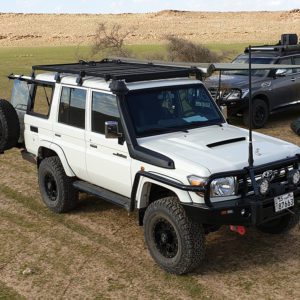 LC76 (2368mm) SLIMLINE II ROOF RACK KIT – KRTL015L