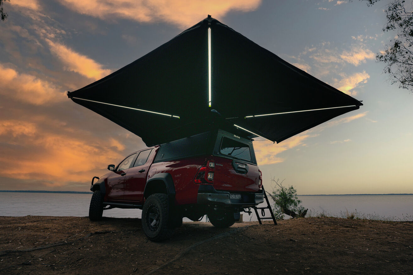 DELTAWING 270° AWNING with bracket + storage bag + led with dimmer